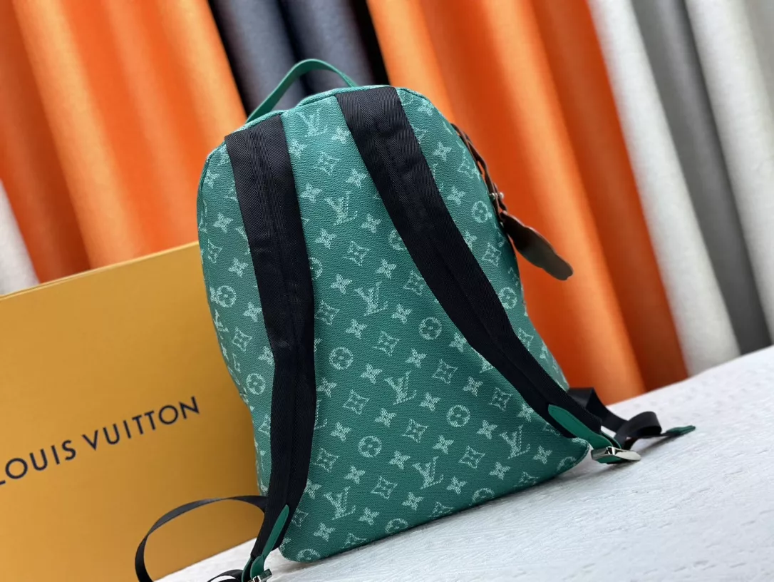 louis vuitton aaa qualite sac a dos  pour unisexe s_12707713